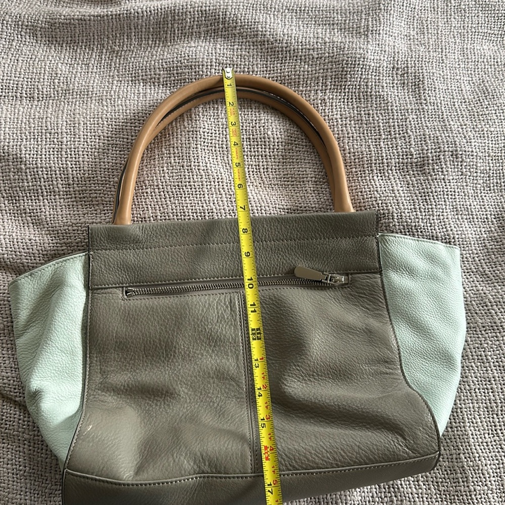 Vince Camino 100% leather purse